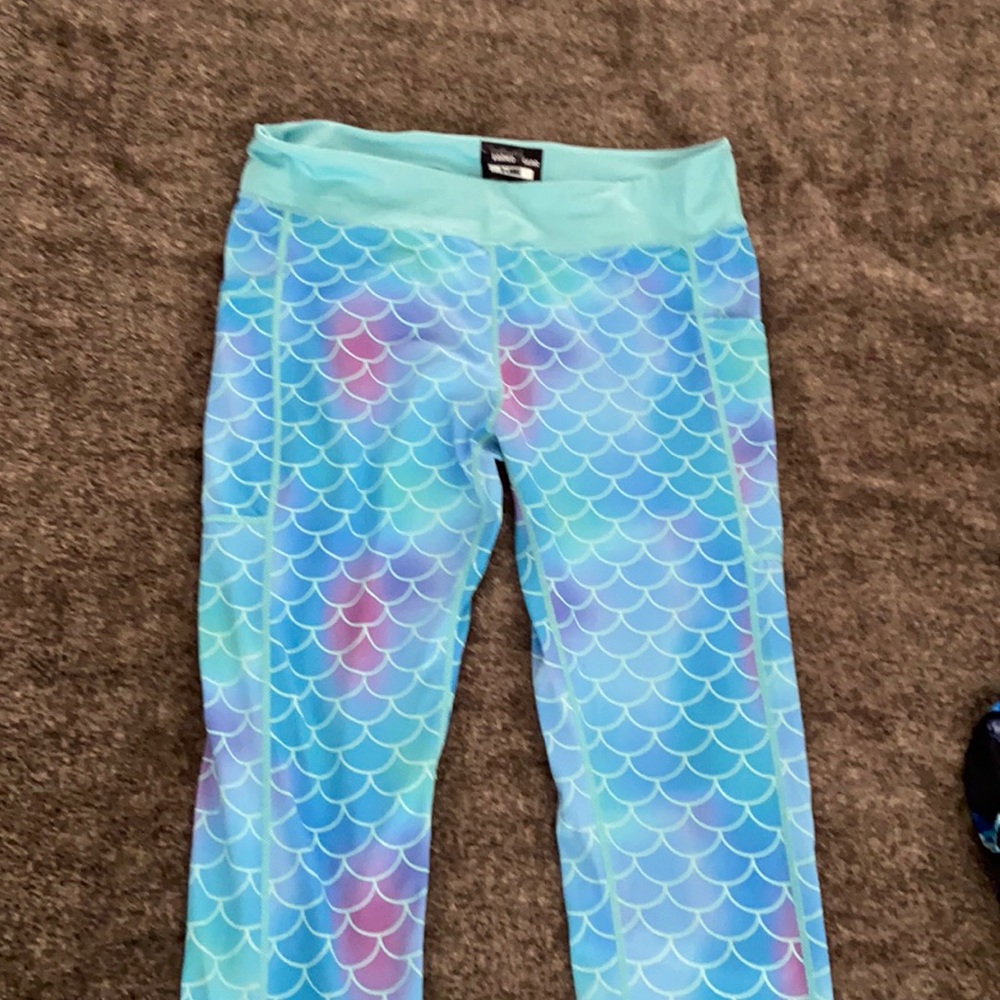 CVG Full Length Mermaid Leggings size XL